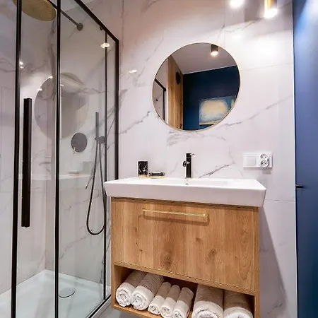 アパート Laguna 36 Lux ポラニツァ・ズドゥルイ