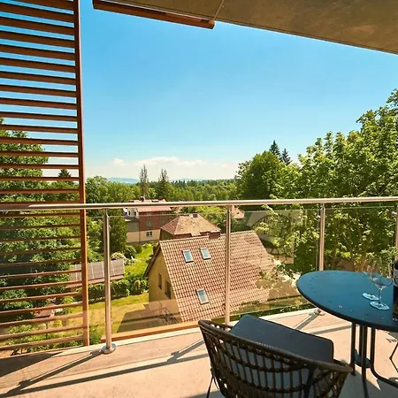 Laguna 36 Lux *